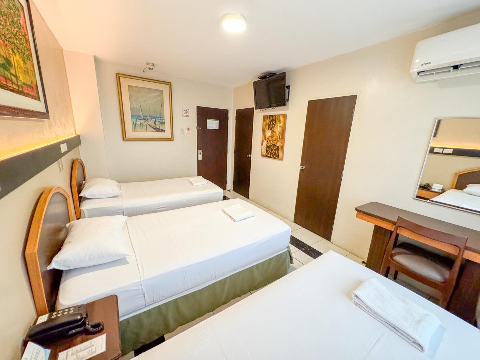 Gh Alexander Hotel Гуаякіль Екстер'єр фото