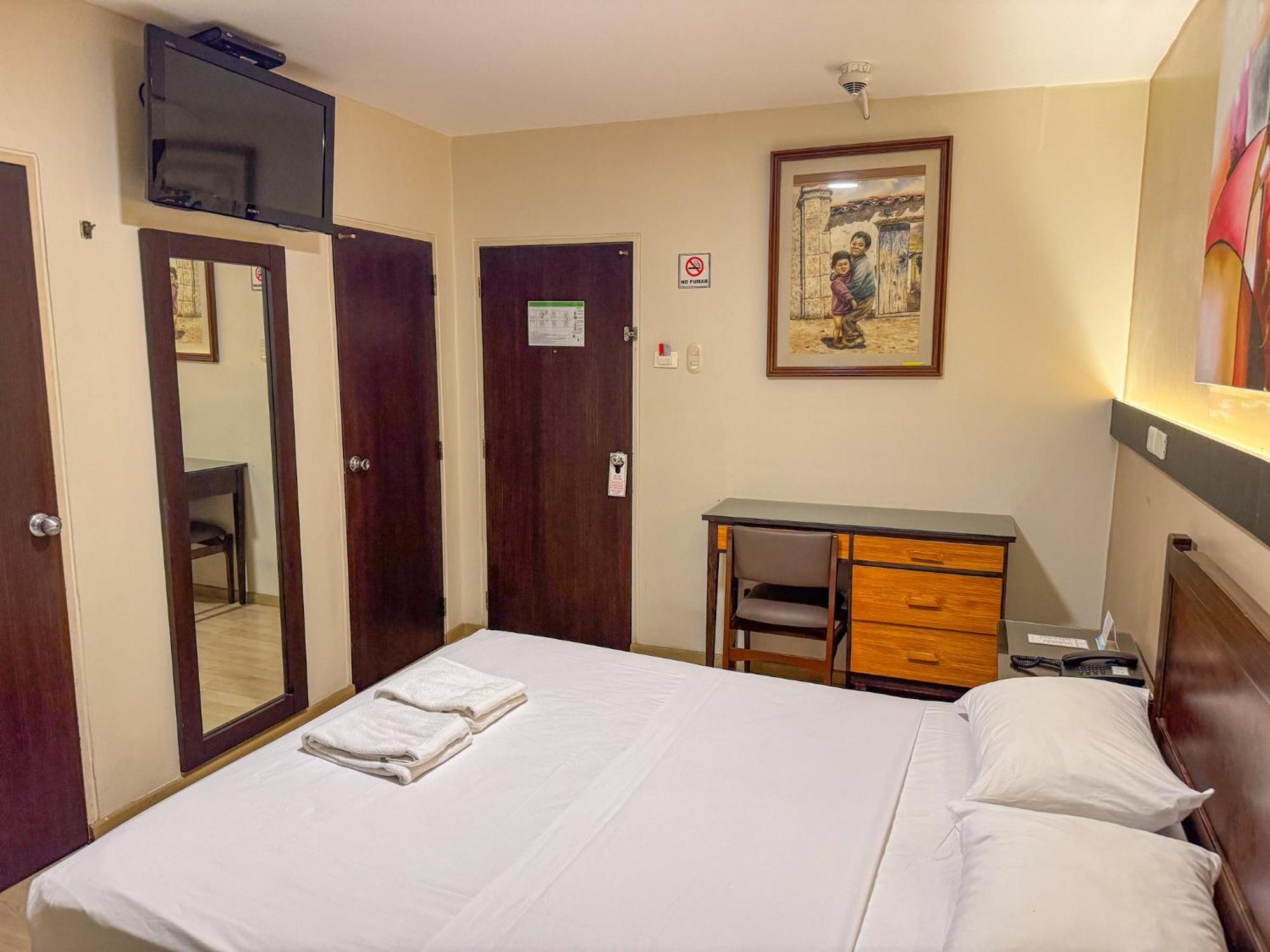 Gh Alexander Hotel Гуаякіль Екстер'єр фото