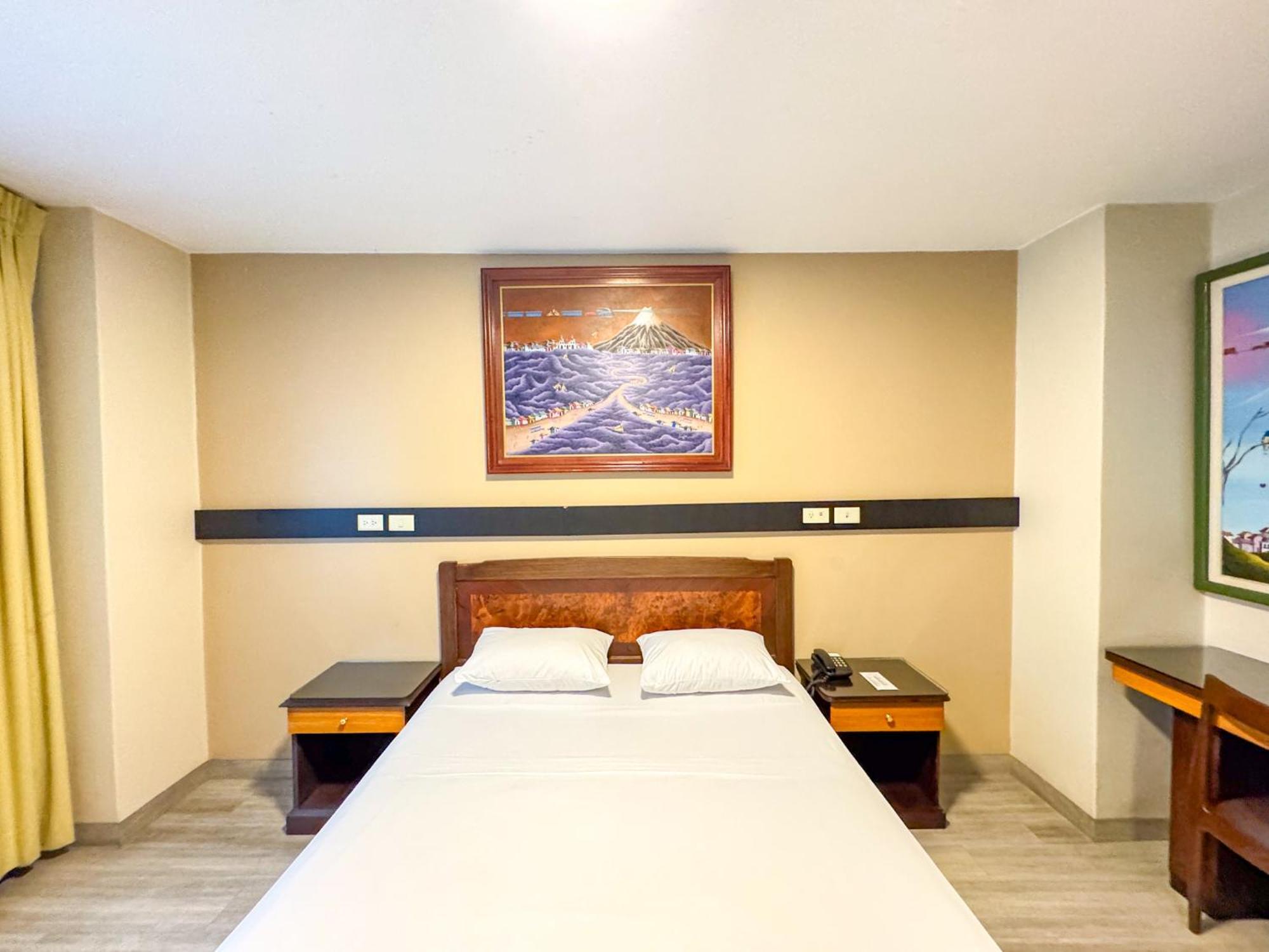 Gh Alexander Hotel Гуаякіль Екстер'єр фото